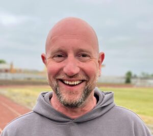 Ade Darby - Maxi coach